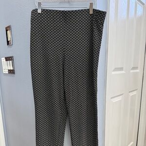 J.Jill Wearever Forward Seam Print Ankle Pant M